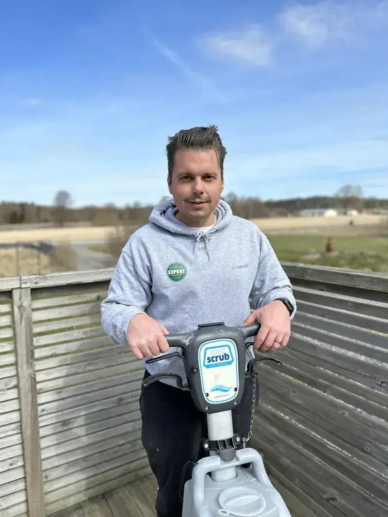 Alexander på Altantvätt.com